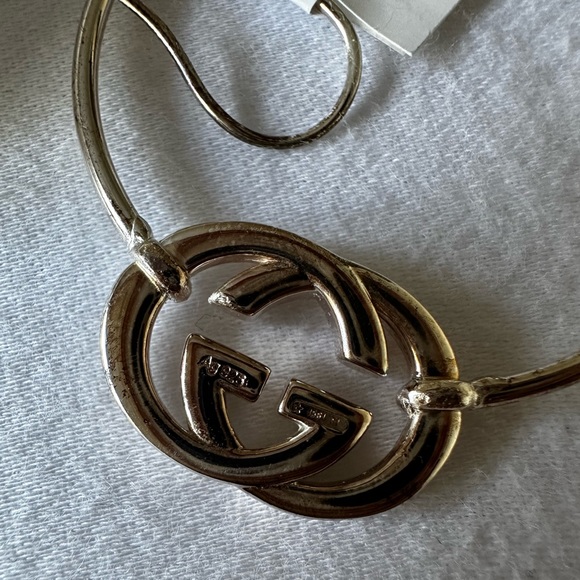 Gucci .925 Sterling Silver hoops NWT - Picture 7 of 10